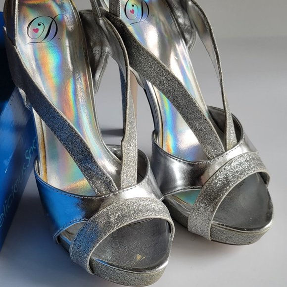 My Delicious Ruby Silver Glitter Platform Heels  Size 6.5 - Picture 6 of 6